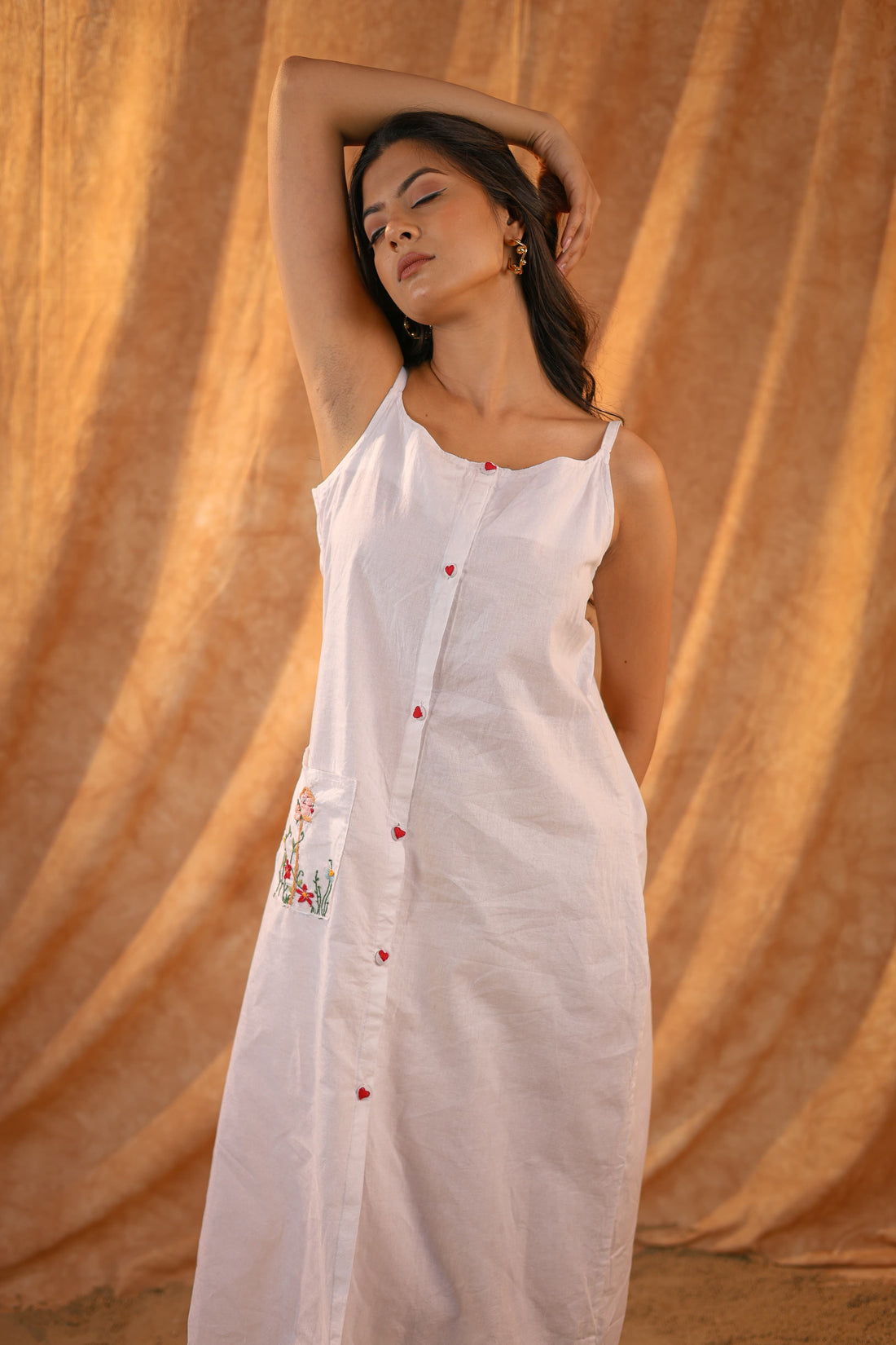 EVERYDAY GLOW WHITE SHORT DRESS